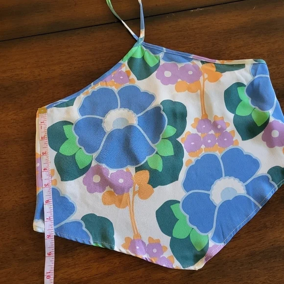 ⭐️3/$25⭐️ NWT Zara Women's Floral Halter Backless Crop Top Size XS - Picture 9 of 12